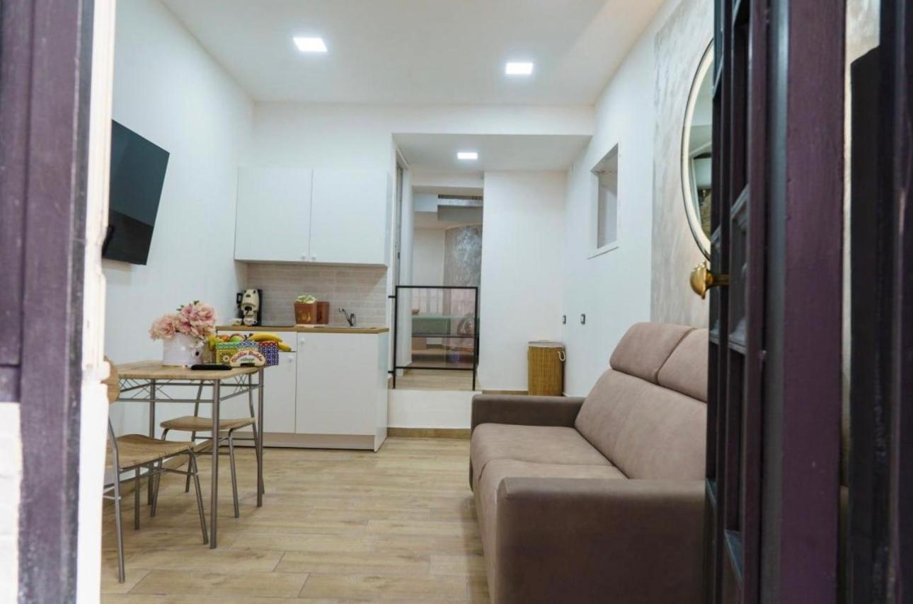 Anita S Home نابولي المظهر الخارجي الصورة